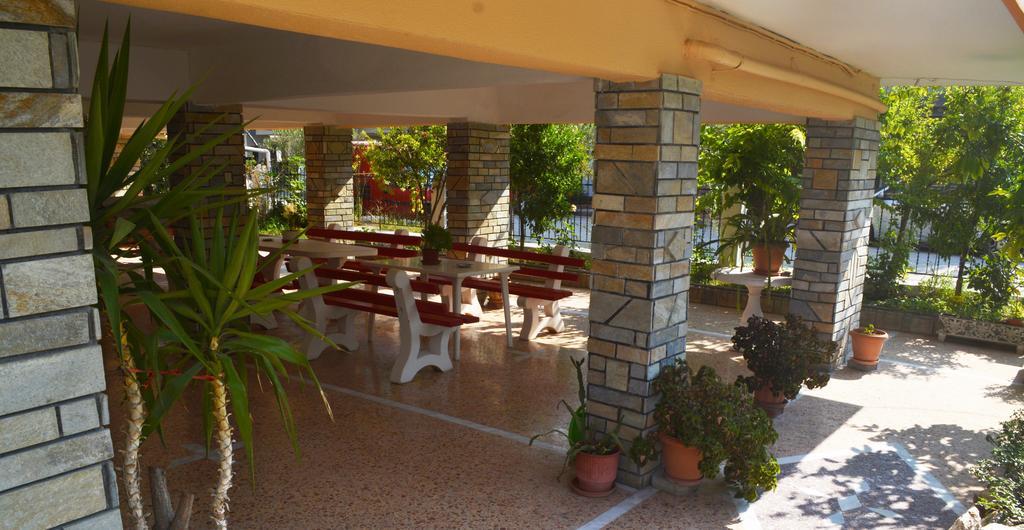 Apartments Dimitra Paralía Dionysíou Eksteriør bilde