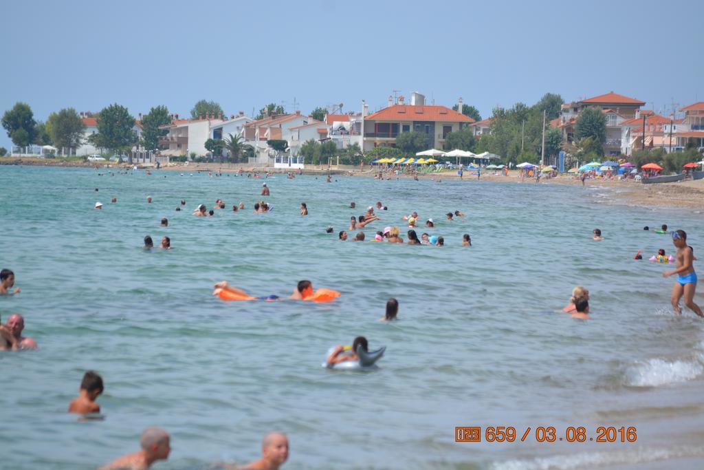 Apartments Dimitra Paralía Dionysíou Eksteriør bilde