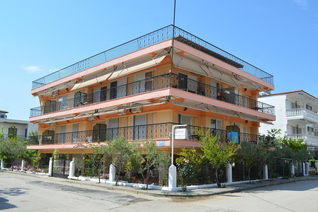 Apartments Dimitra Paralía Dionysíou Eksteriør bilde